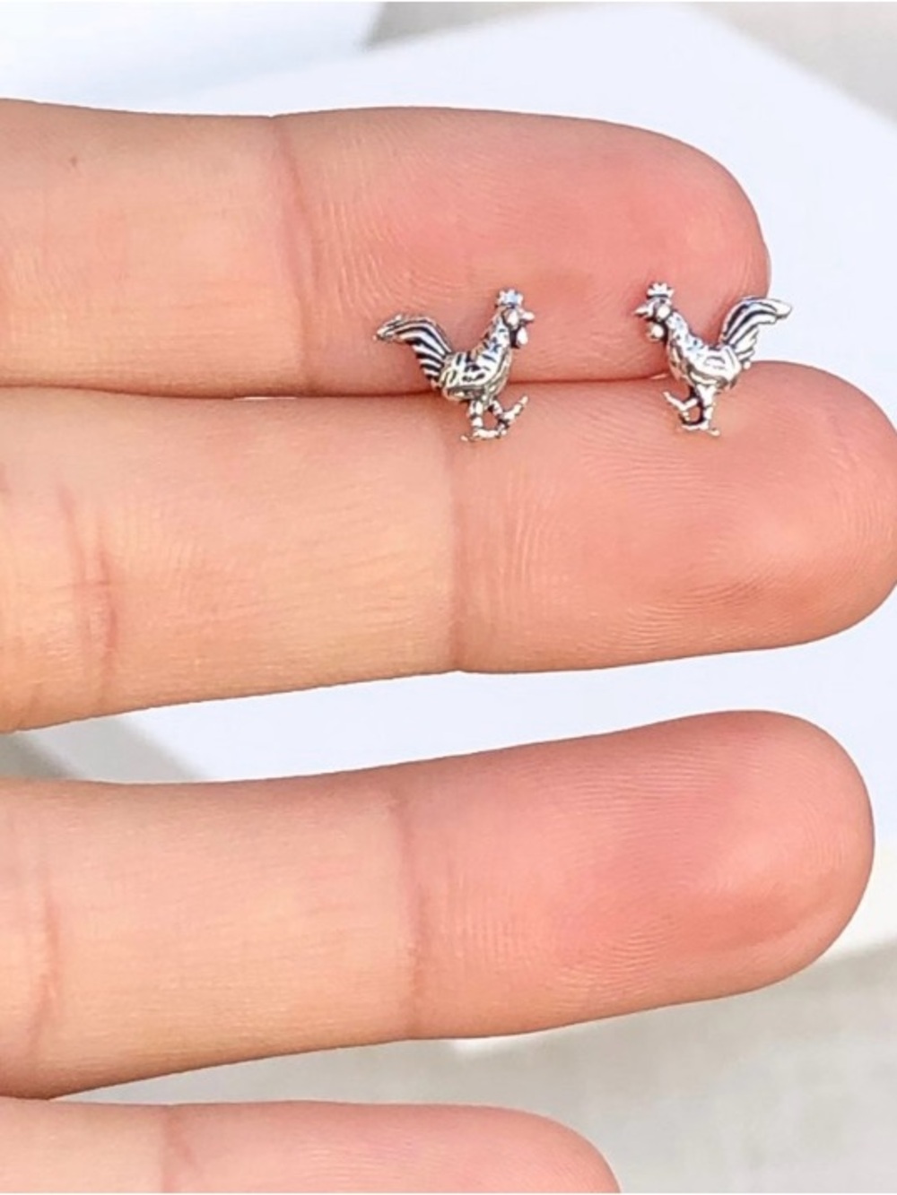 Sterling Silver Rooster Chicken Stud Earrings New Unused - Picture 1 of 6